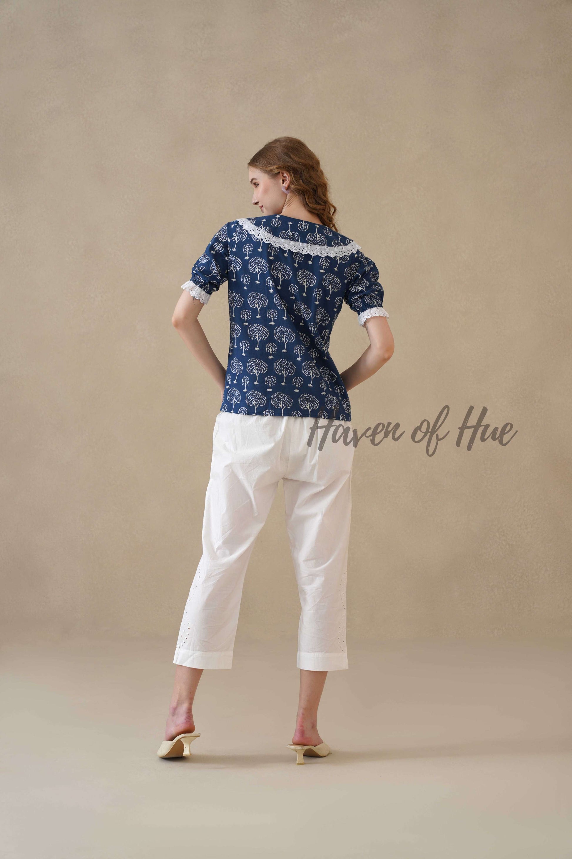 Women’s Indigo Blue Tree Print Cotton Top with Lace Peter Pan Collar