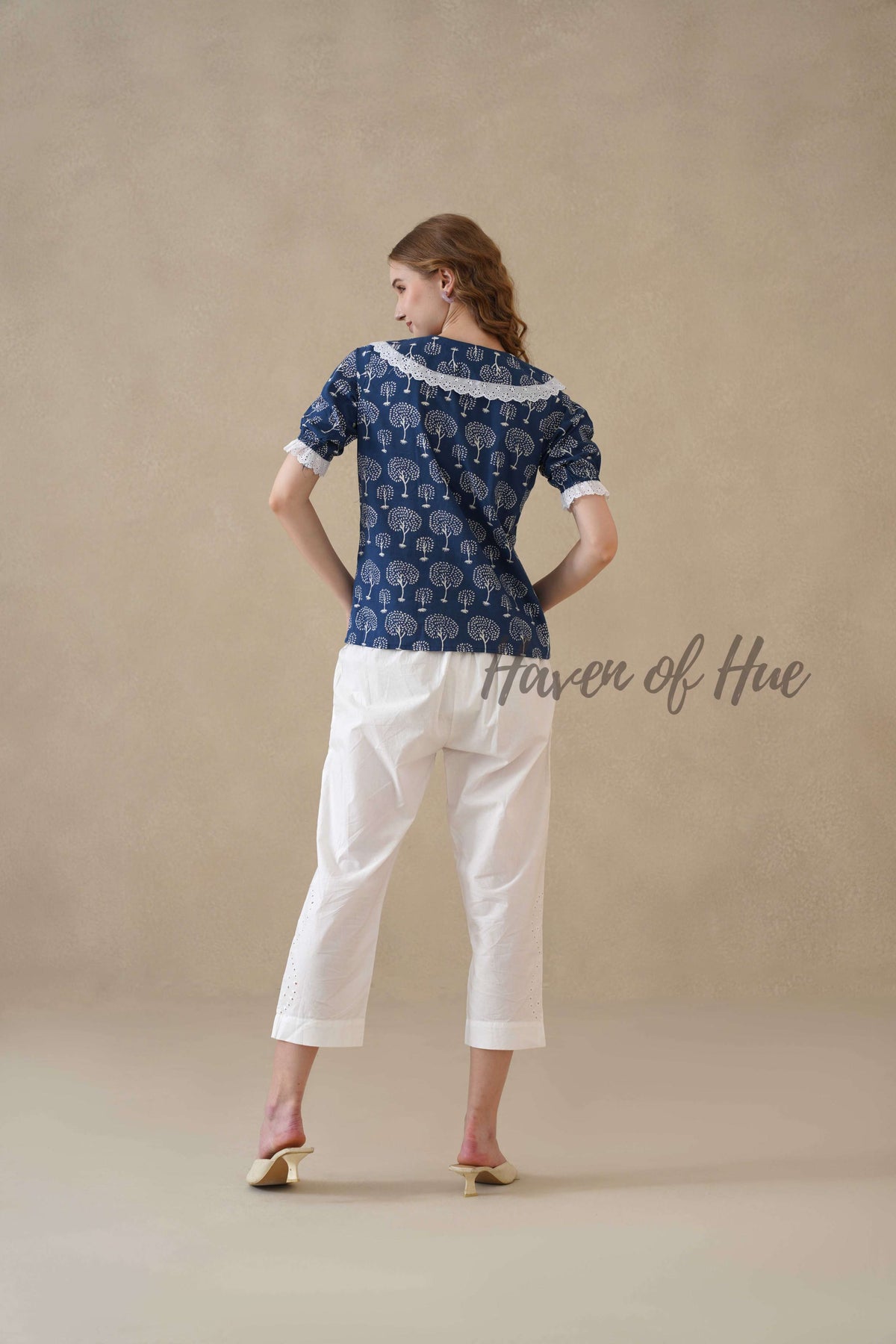 Women’s Indigo Blue Tree Print Cotton Top with Lace Peter Pan Collar