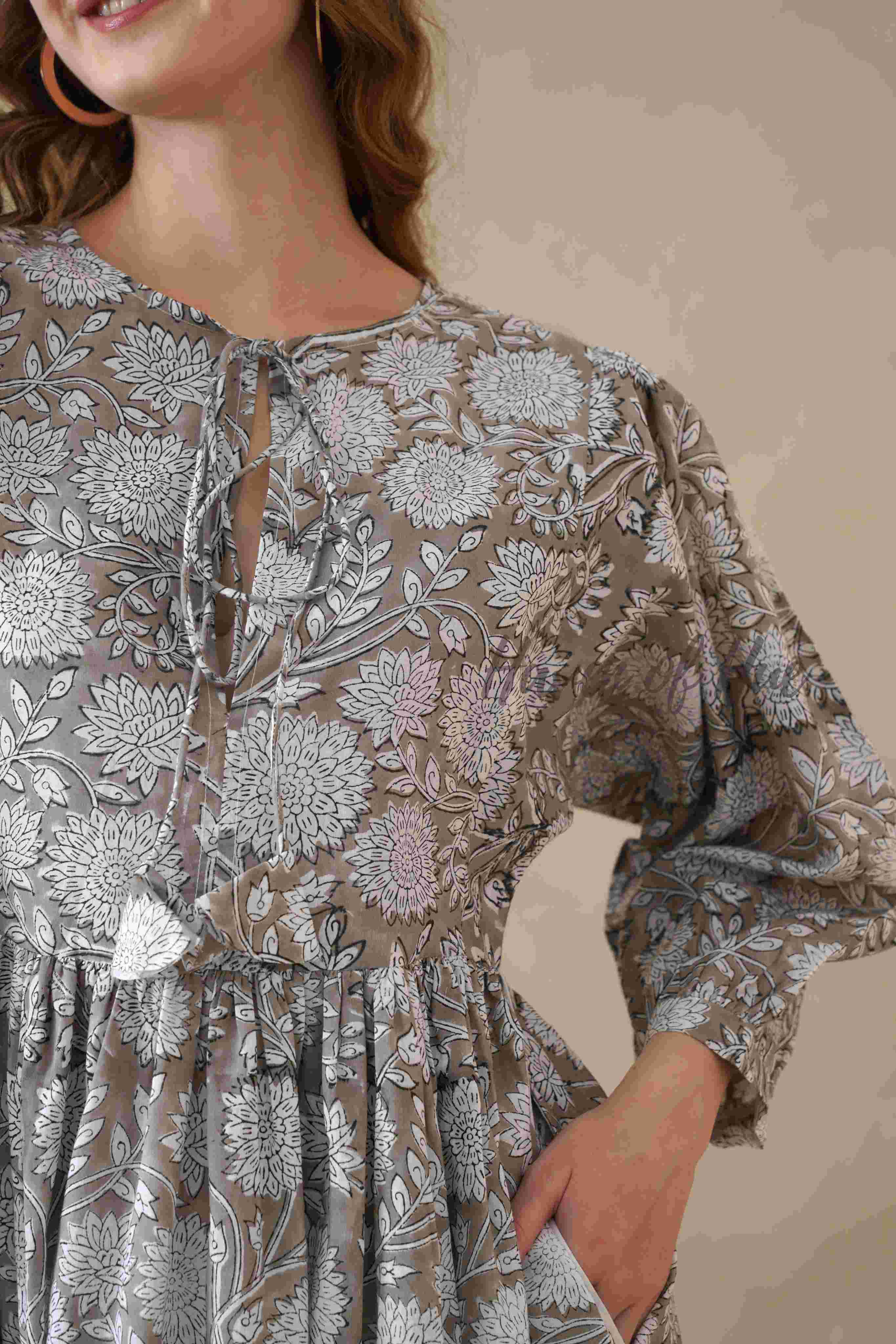 Grey Cotton Tiered Dress – Boho Floral Short Sleeve Midi