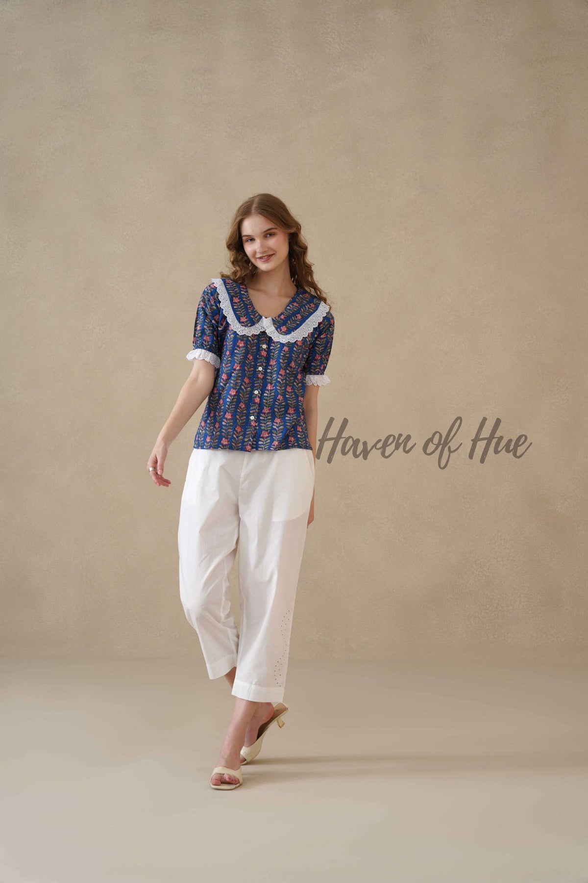 Women’s Blue Floral Cotton Block Printed Top with Lace Peter Pan Collar